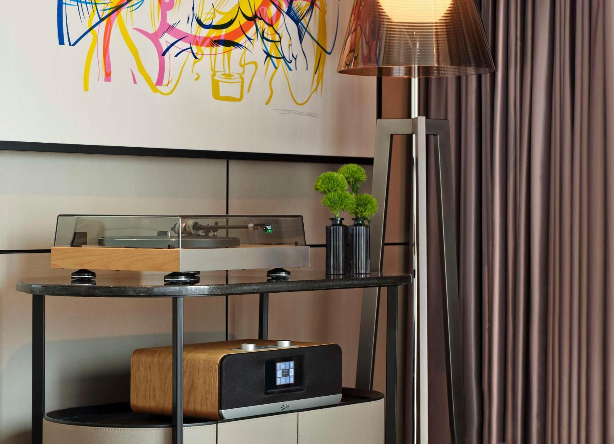 Art'Otel London Hoxton, Powered By Radisson Hotels Eksteriør bilde